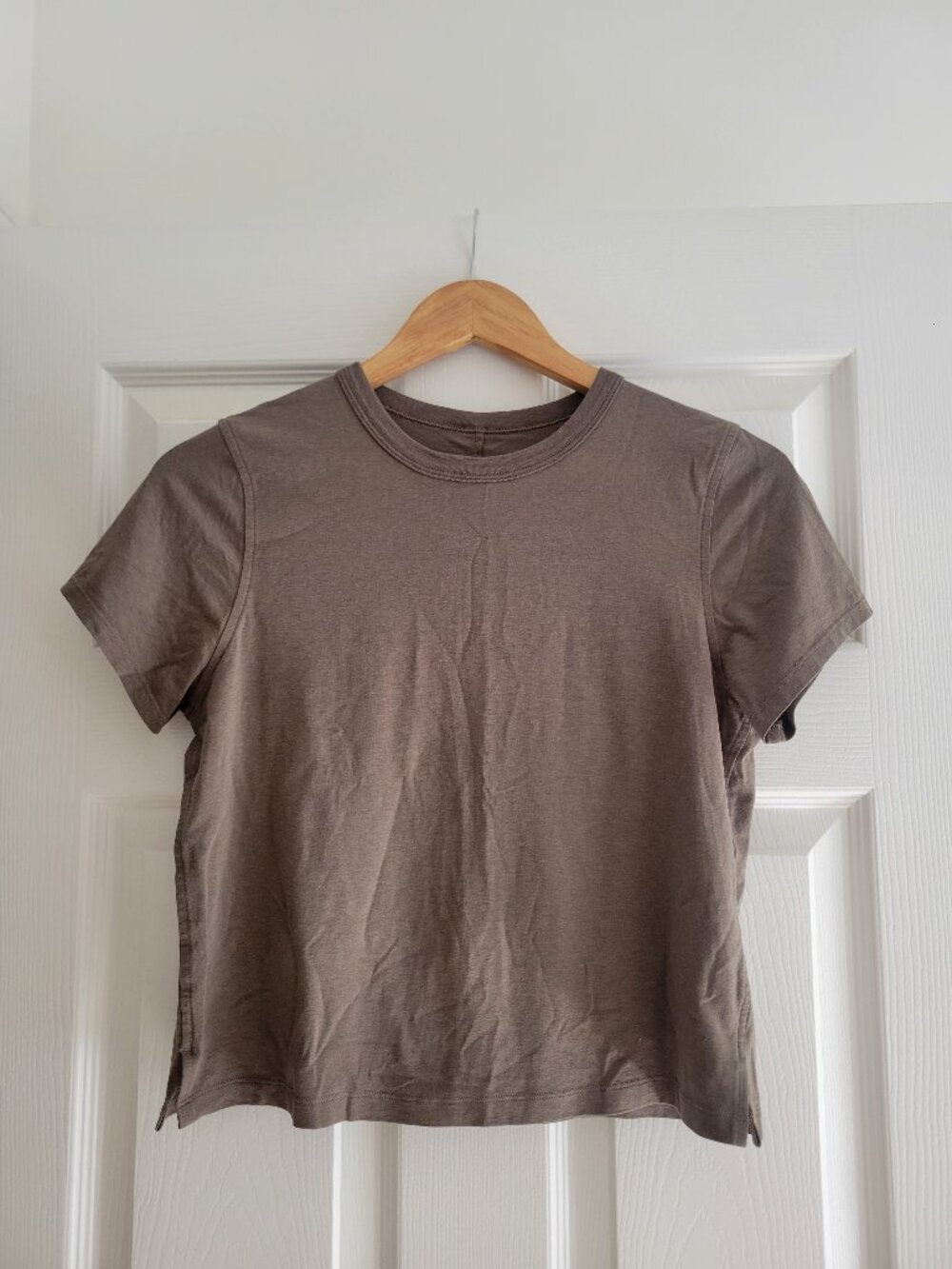Lululemon T Shirt